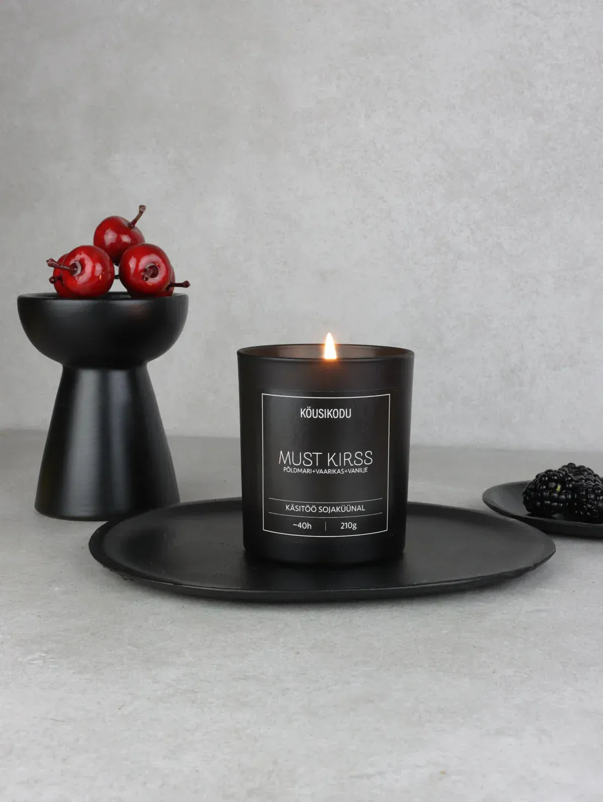 Villem Köusikodu sojaküünal “Must Kirss" Köusikodu