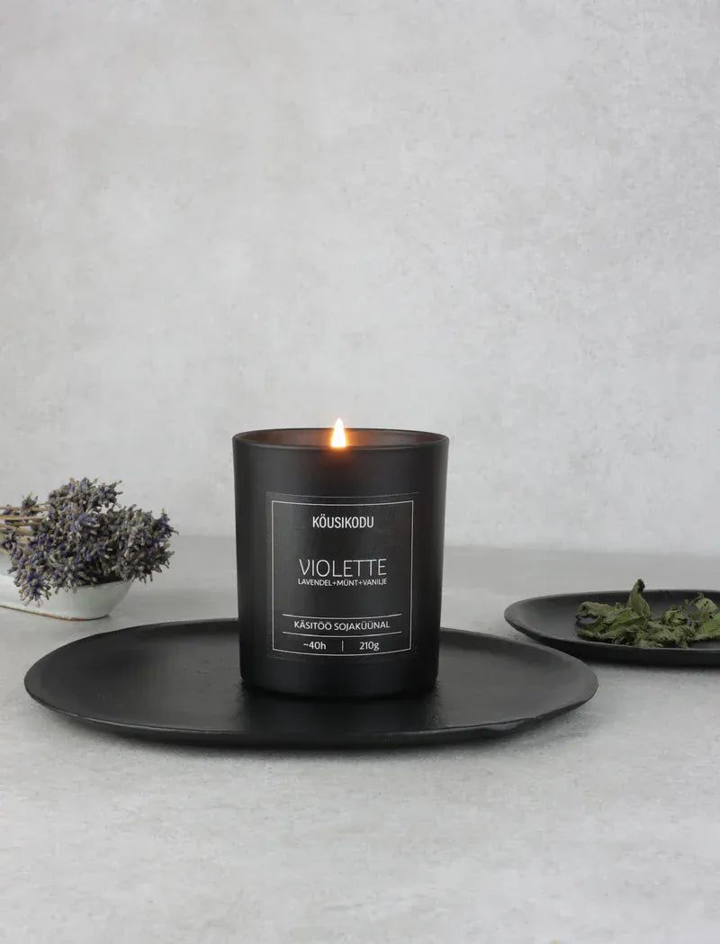 Villem Köusikodu sojaküünal “Violette" Köusikodu