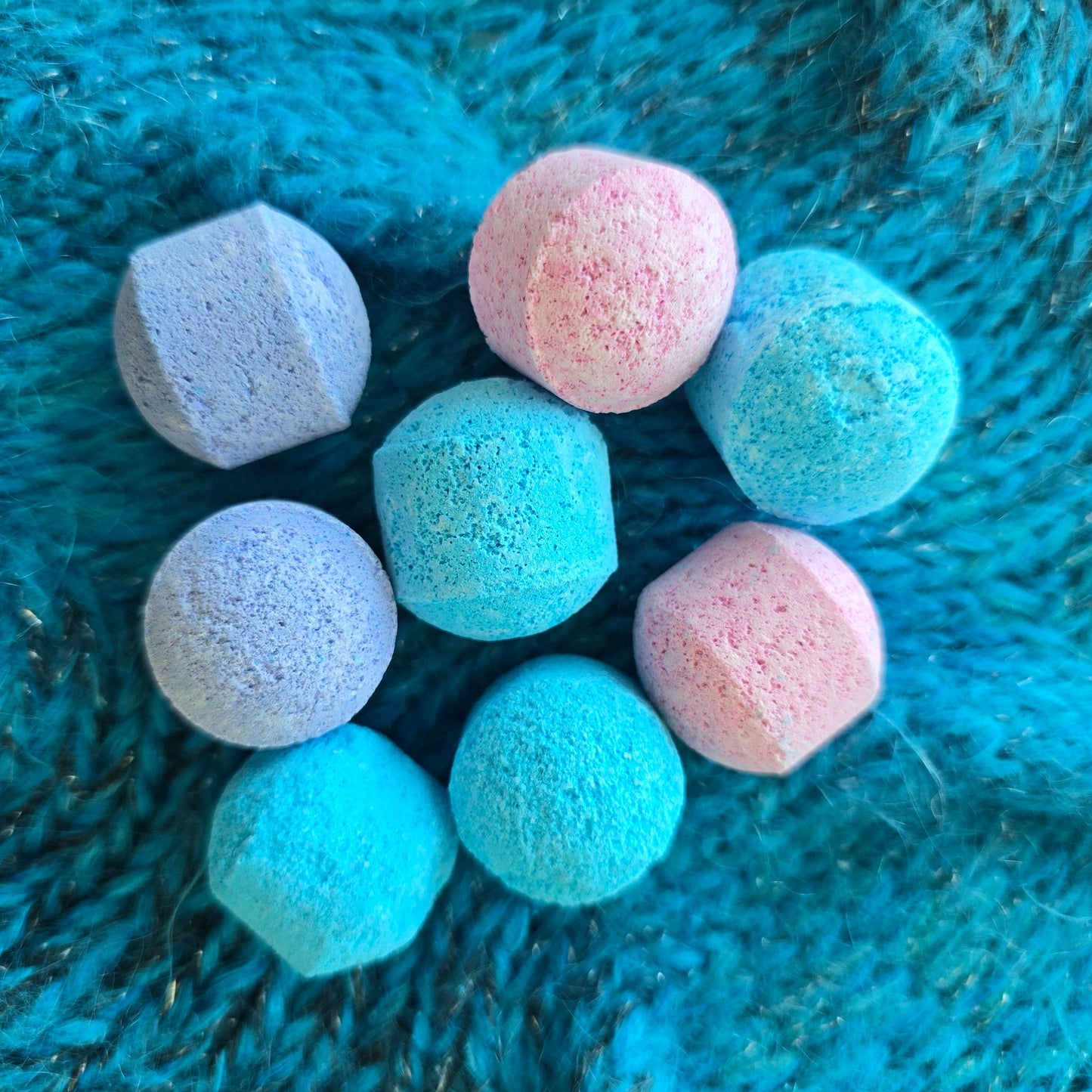 Villem Villemi kihisevate vannipallide assortii 8 tk Villem.ee