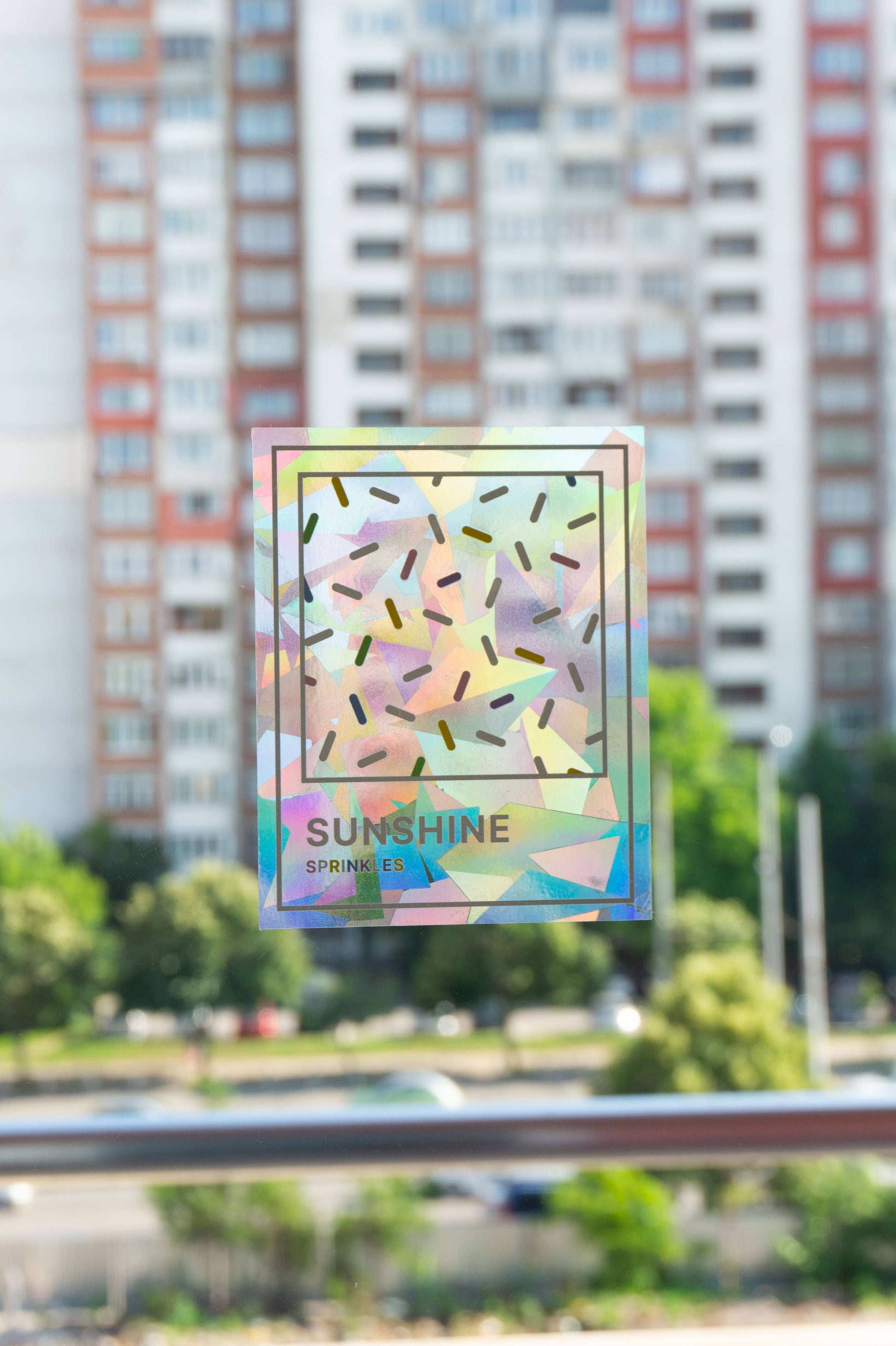 Villem Vikerkaare päikesepüüdja kleebis "Sunshine" Creative Goodie