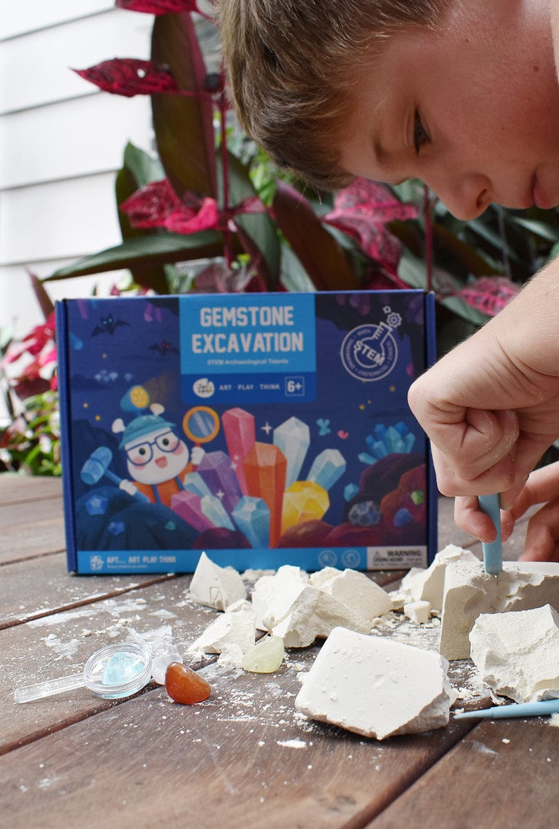 Villem Jarmelo  Geoloogi Kaevamiskomplekt – Poolvääriskividega Jarmelo