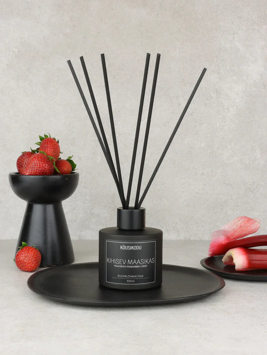 Villem Köusikodu kodulõhnastaja "Kihisev maasikas" Köusikodu