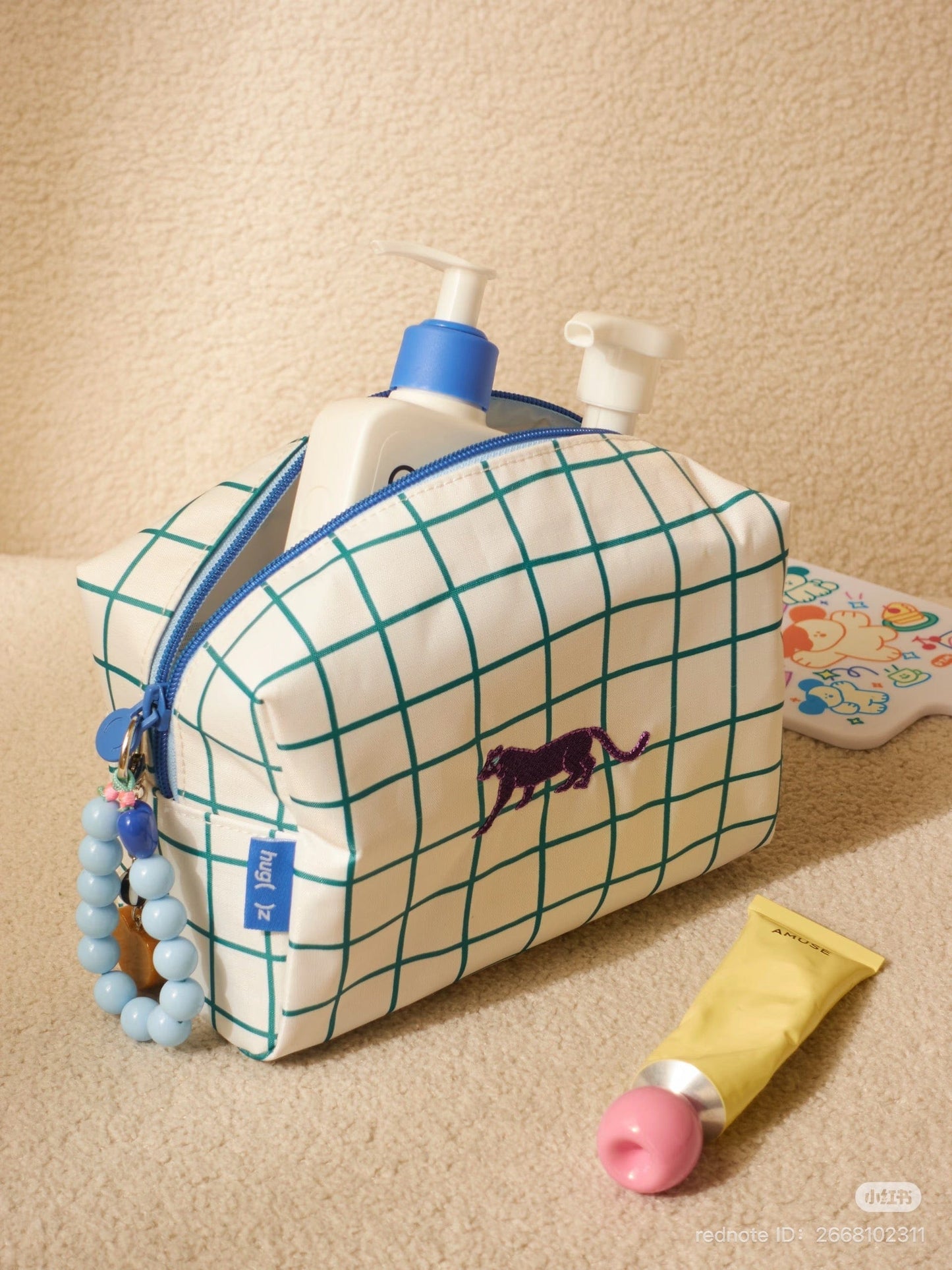 Villem MIDEER  HUGZ kosmeetikakott Rainwalk Mideer