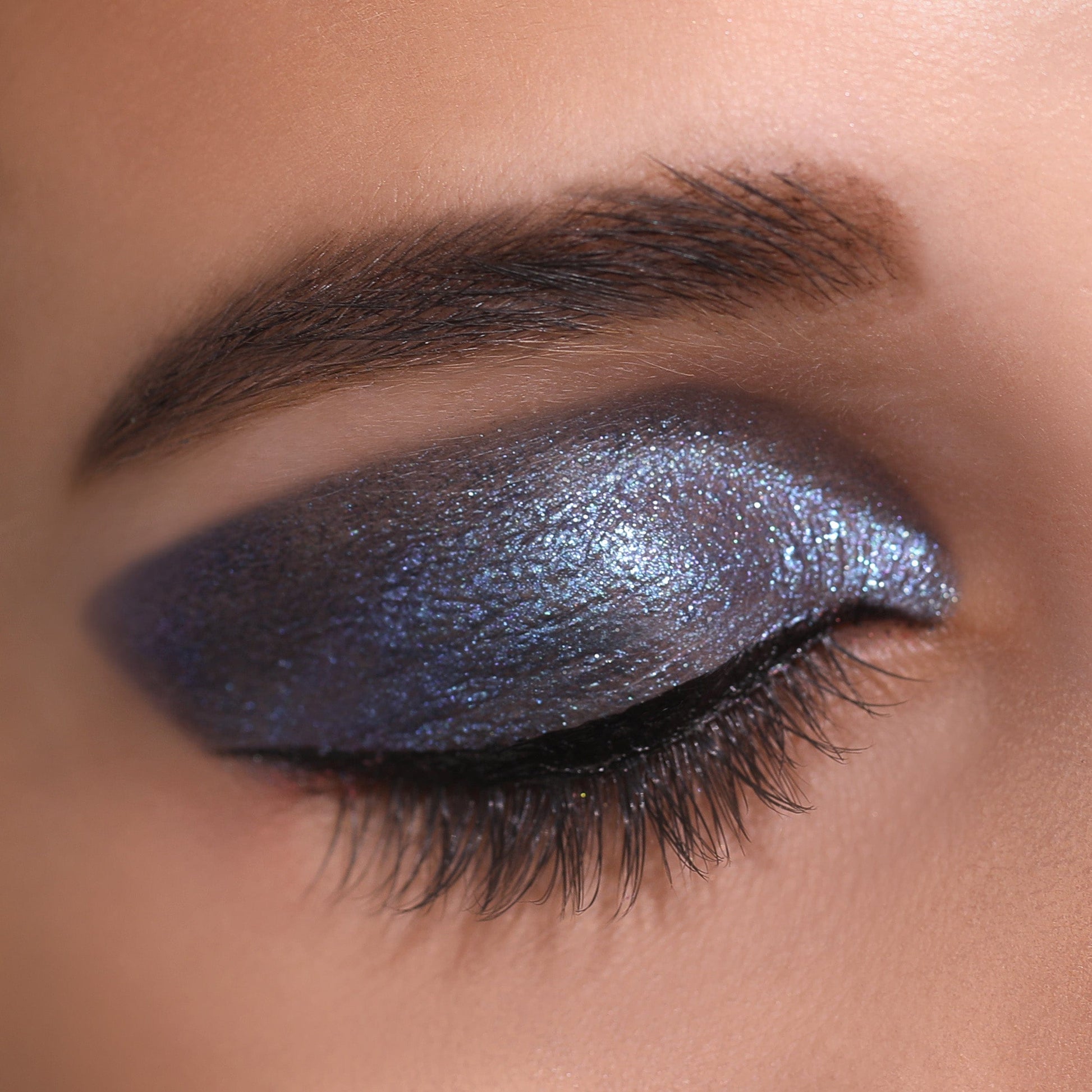 Villem MOIRA Diamond Daze Liquid Shadow 032 Mermaid Dream MOIRA