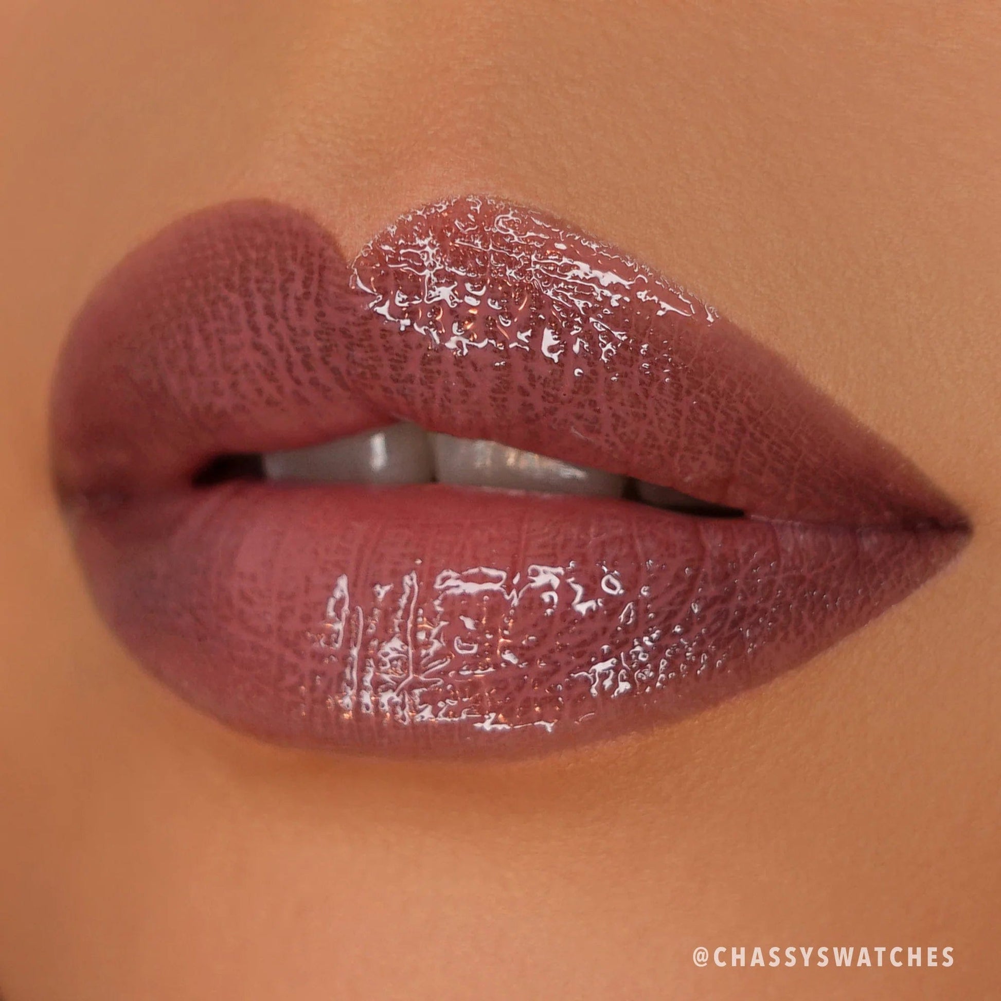 Villem MOIRA Glow Getter Hydrating Lip Oil 016 Au Naturel MOIRA