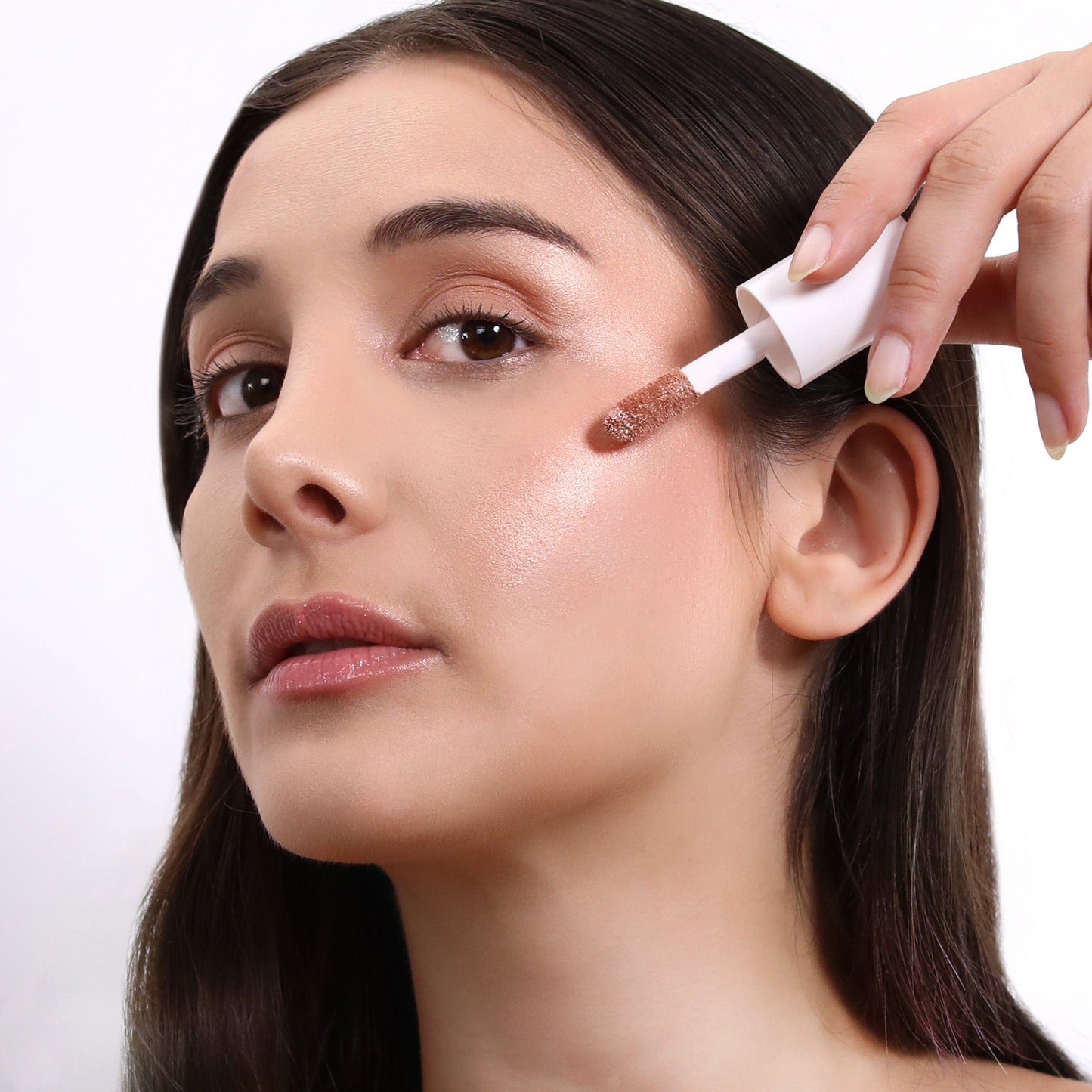 Villem MOIRA Glow Show Liquid Highlighter 003 Champagne Delight MOIRA