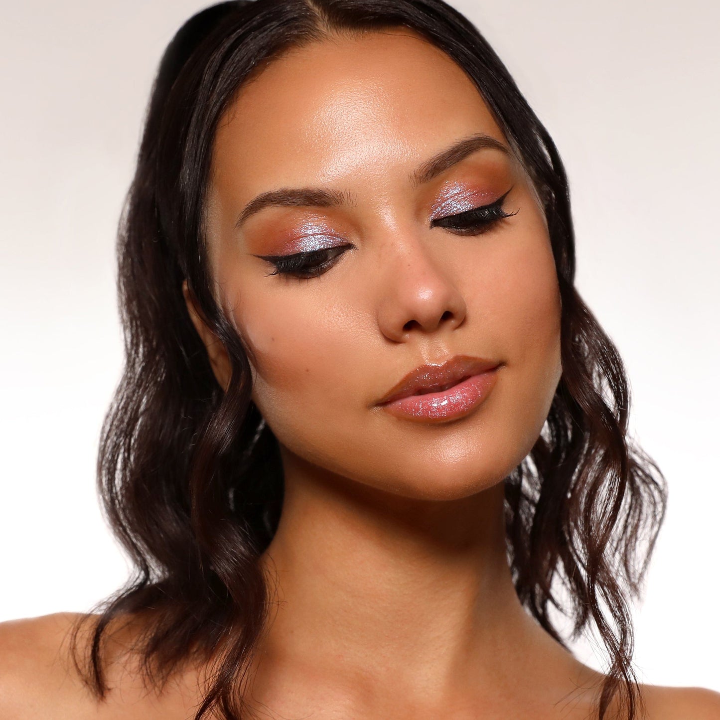 Villem MOIRA Starshine Lip Gloss 006 Lovetrap MOIRA