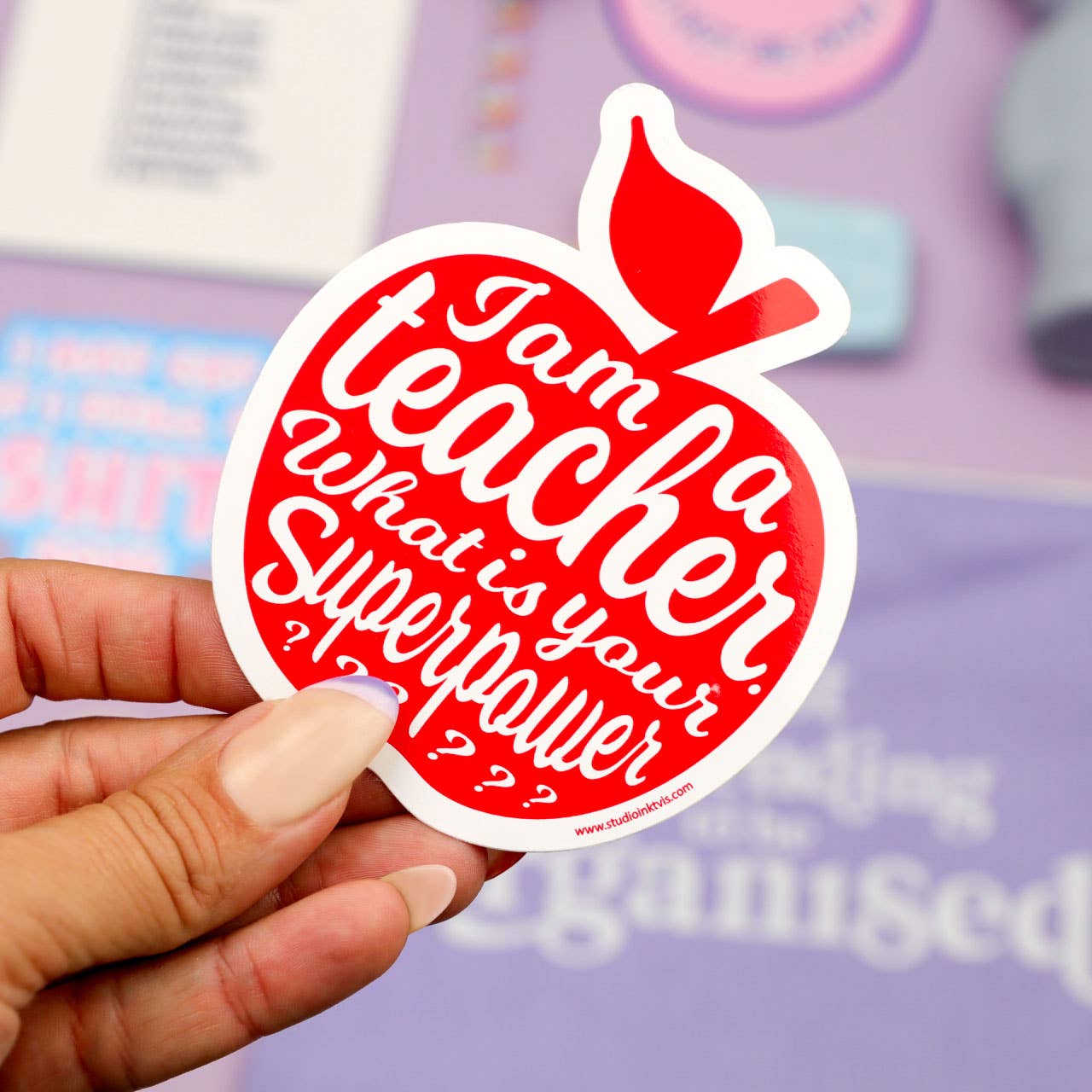 Villem Vinüülkleebis – “I Am a Teacher” Studio Inktvis