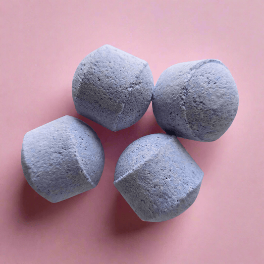 Villem Villemi kihisevad vannipallid Must kirss 4 tk Villem.ee