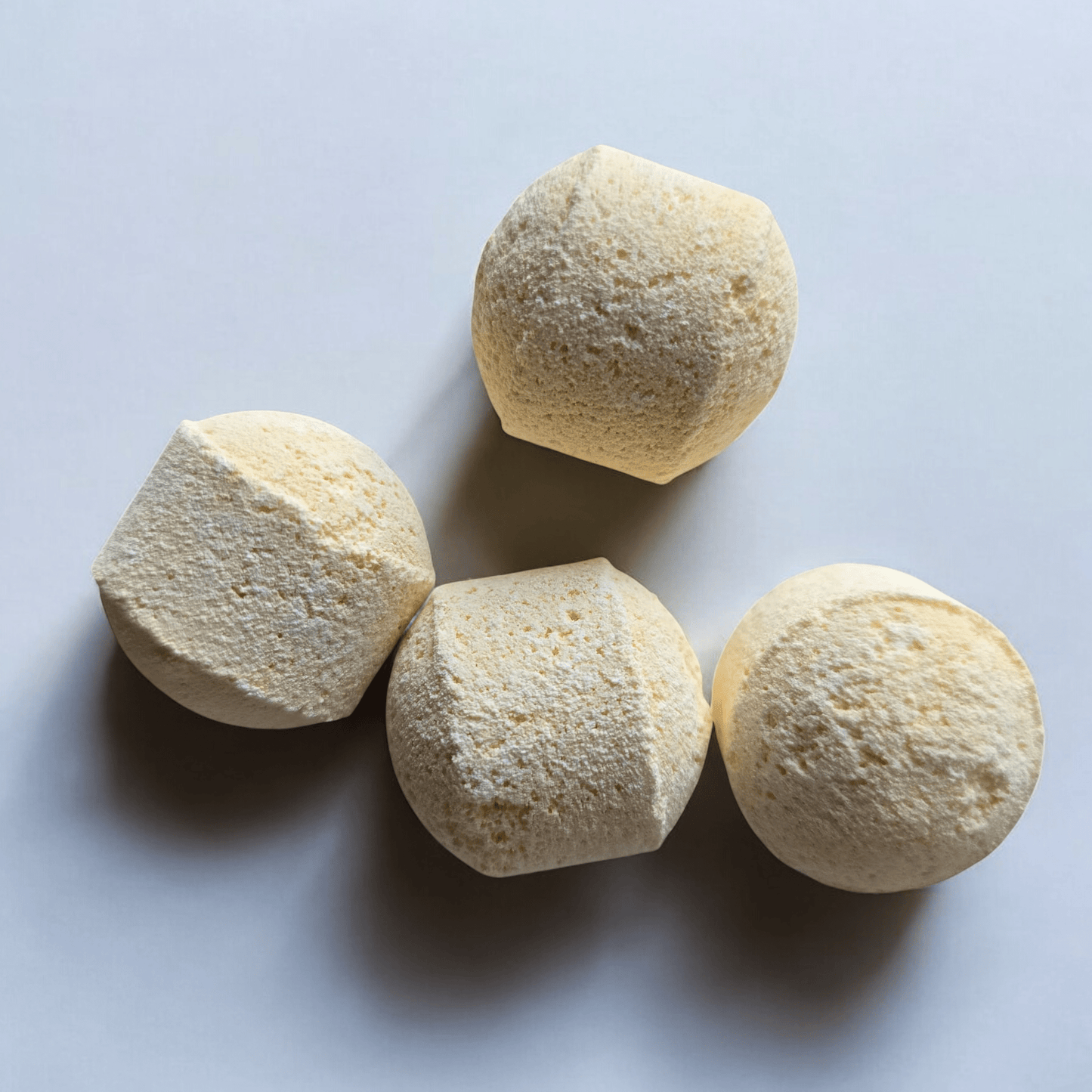 Villem Villemi kihisevad vannipallid Talveõhtu 4 tk Villem.ee